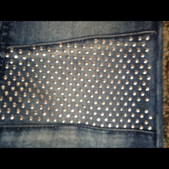 Jeans - Picture 2 of 3